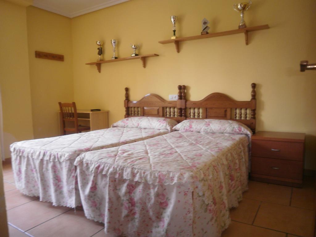 Pension Galimar San Vicente De La Barquera Δωμάτιο φωτογραφία