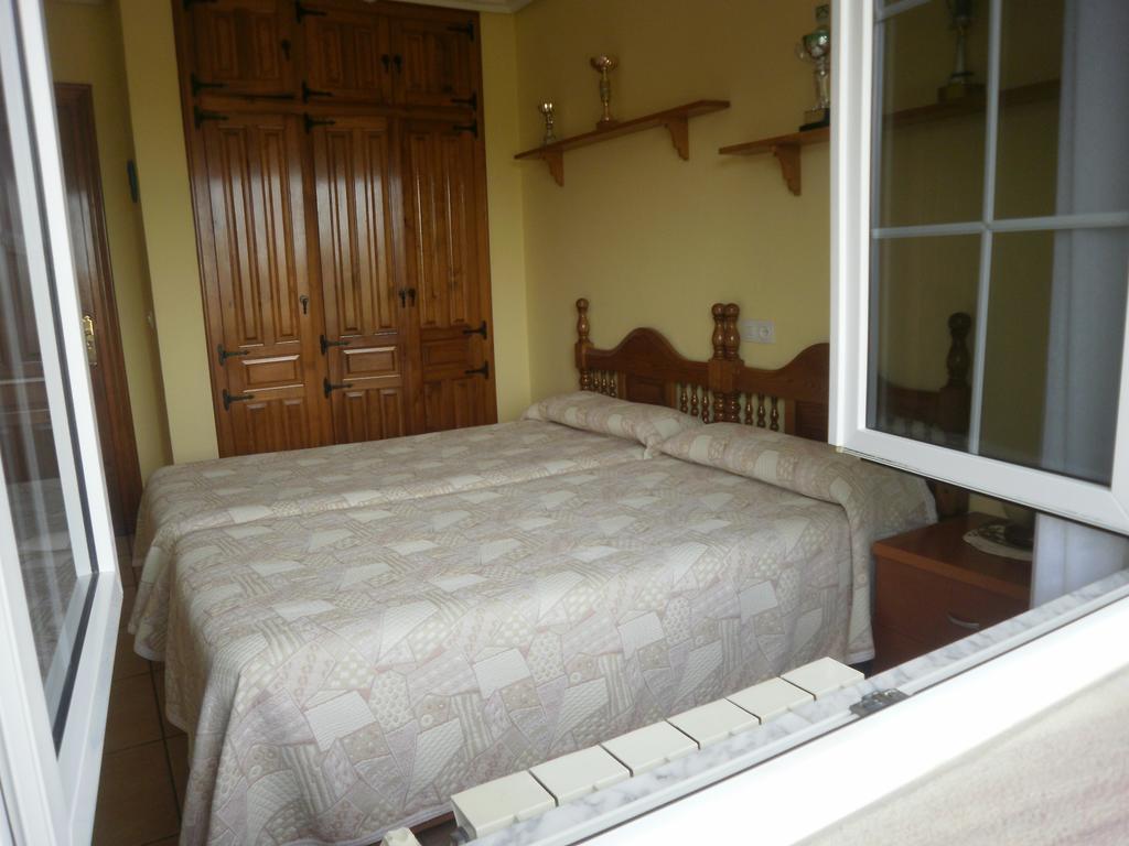 Pension Galimar San Vicente De La Barquera Δωμάτιο φωτογραφία