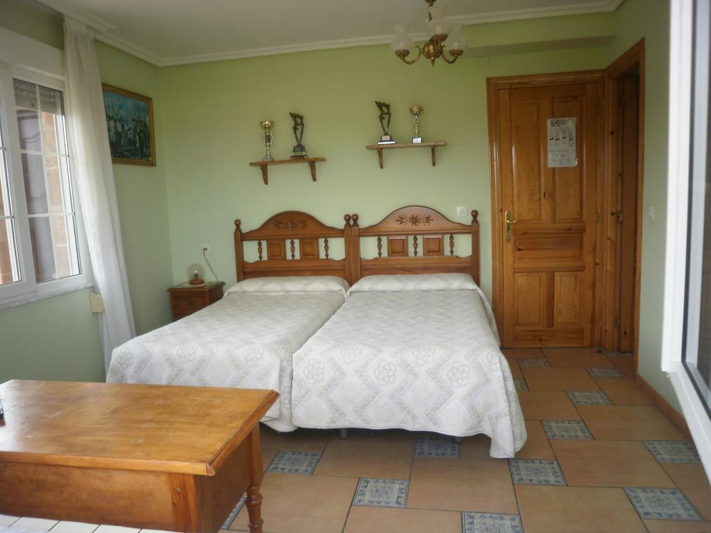 Pension Galimar San Vicente De La Barquera Δωμάτιο φωτογραφία
